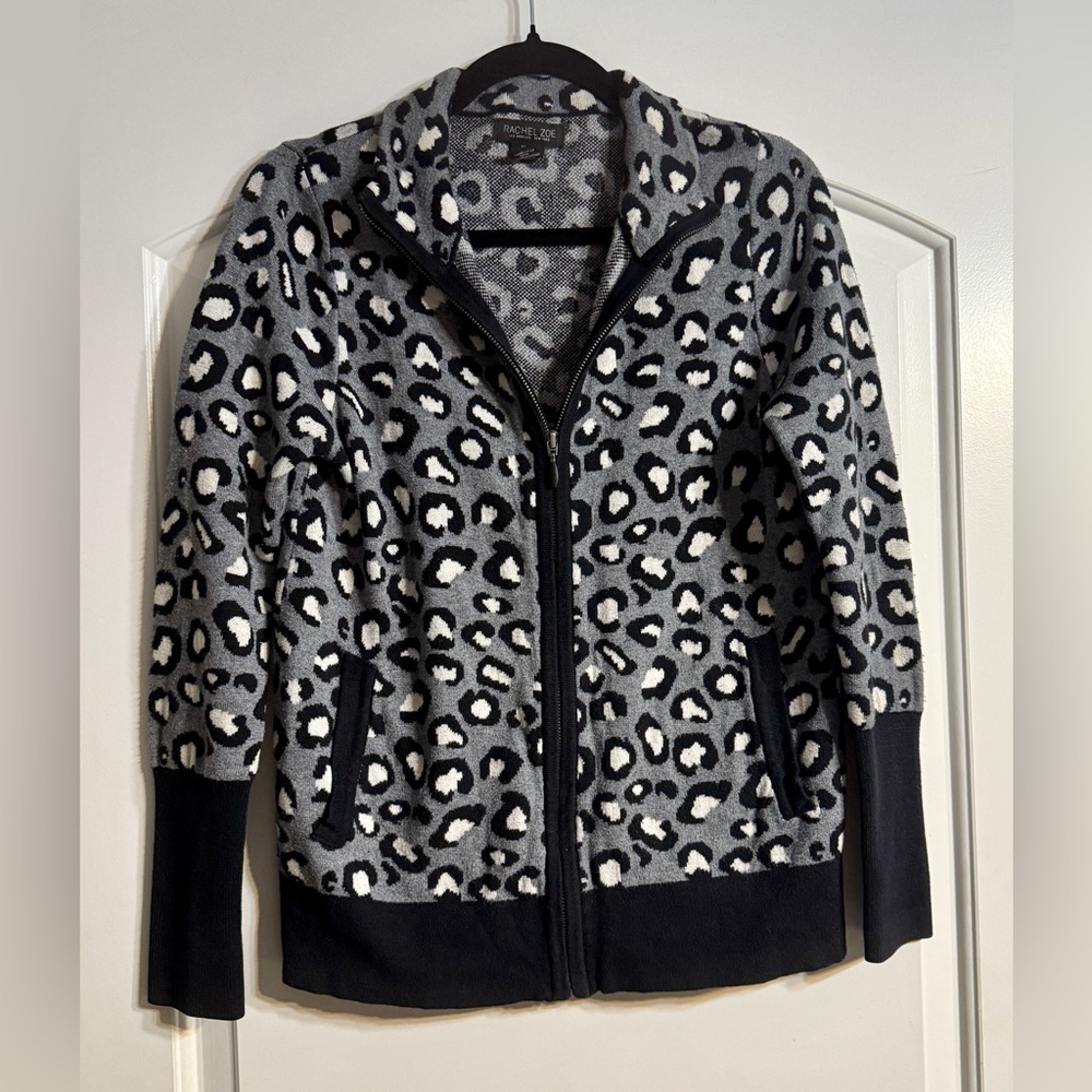 Rachel Zoe Leopard Print Cardigan Women‎ Small Grey Black Mob Wife Full Zip Knit